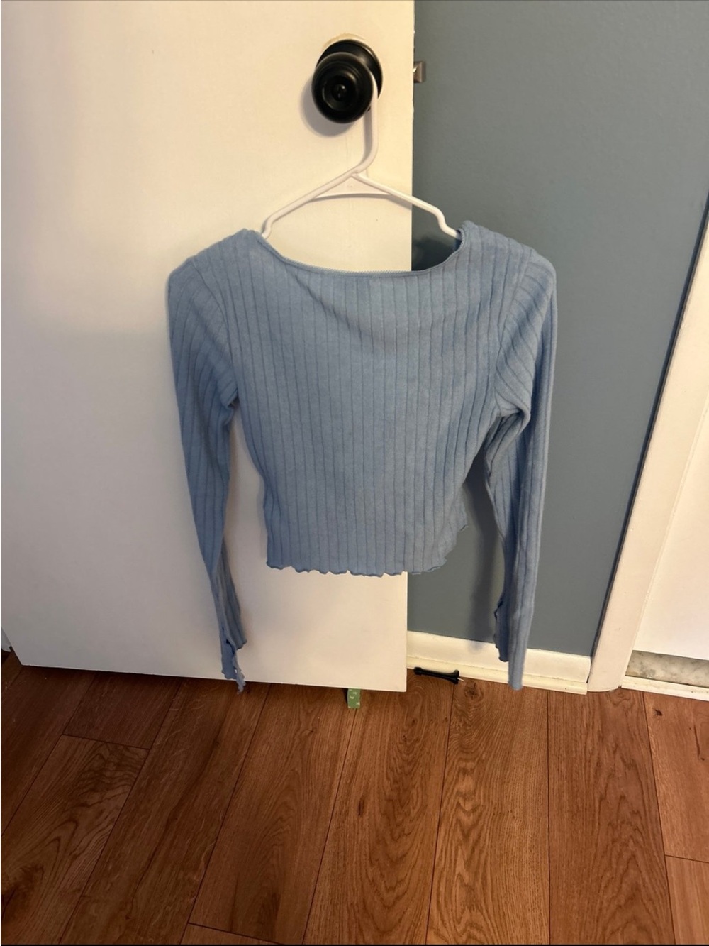Urban Outfitters Light Blue Ribbed Wrap Crop Top - Picture 2 of 5